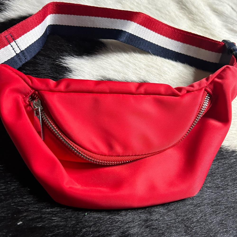 Fanny pack